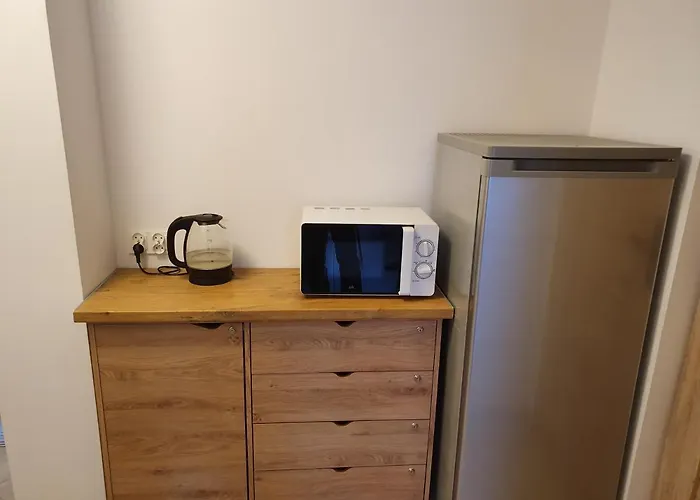 호스텔 Mleczna - Metro Zacisze