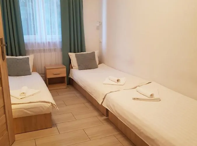 Mleczna - Metro Zacisze * 바르샤바