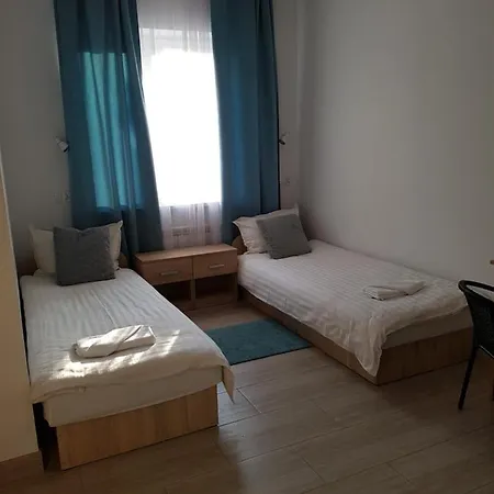 Mleczna - Metro Zacisze * وارسو