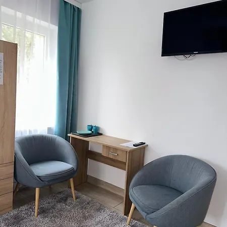Hostel Mleczna - Metro Zacisze Varsó