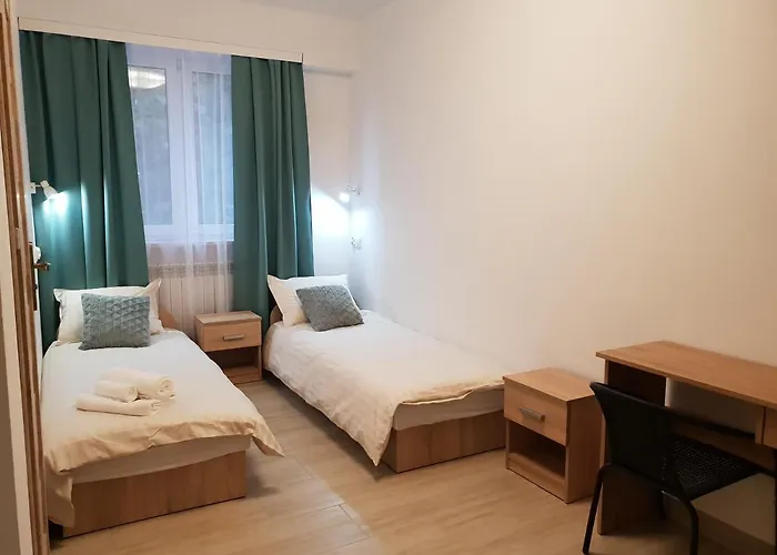 Mleczna - Metro Zacisze Hostel Warsaw