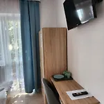 Hostel Mleczna - Metro Zacisze